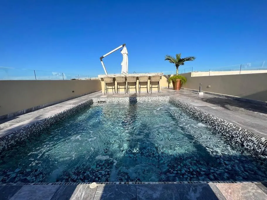 Ocean View Jacuzzi & Pool-2Bedroom Playa Del Carmen